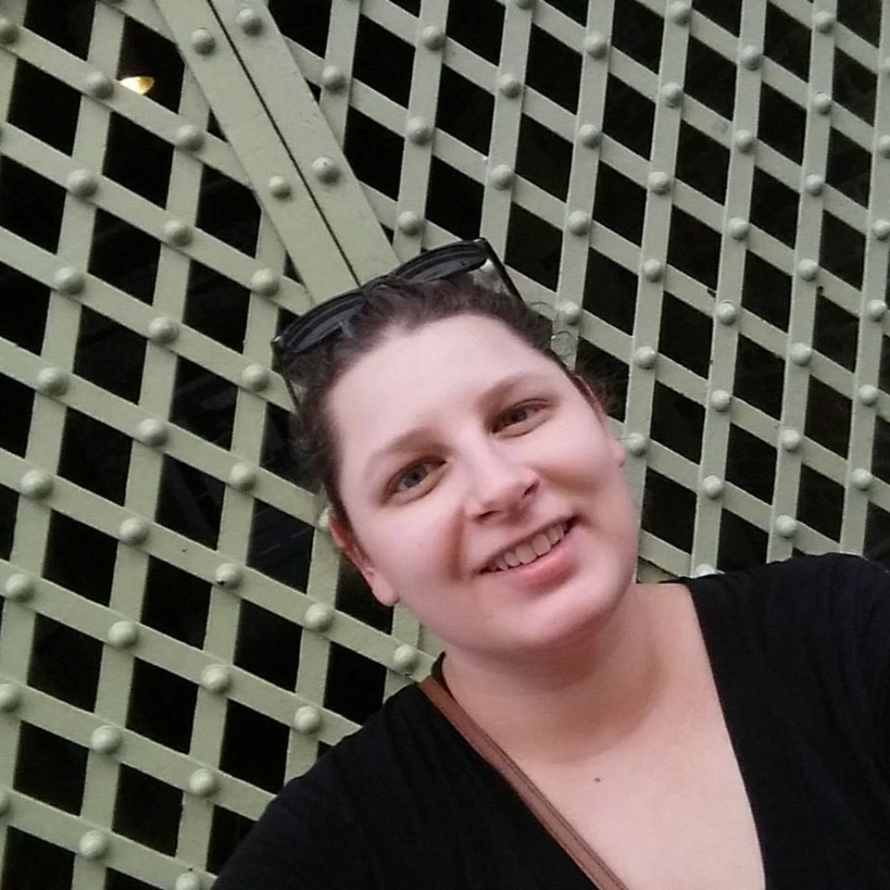 Meet your Posher, Amy